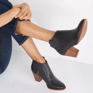 Madewell Black Leather Billie Stack Heel Bootie Size 7